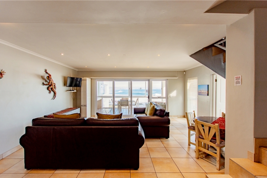 9 Bedroom Property for Sale in Shelley Point Western Cape